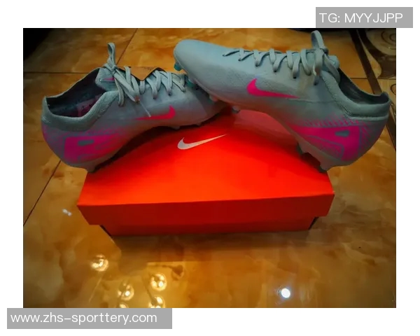 刺客12足球鞋评测与推荐助你在球场上展现无与伦比的技术与风采